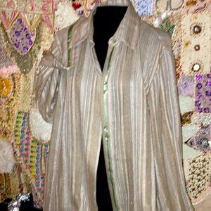 48 polyester 32% rayon 22% linen 9  collard blouse